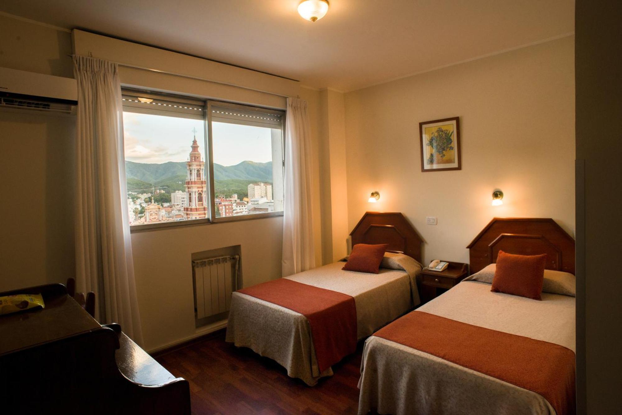 Hotel Victoria Plaza Salta Ngoại thất bức ảnh